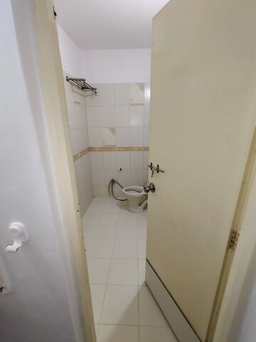 Bathroom in 3 BHK Apartment at Yogi Park CHS Koregaon, Koregaon – for Rent