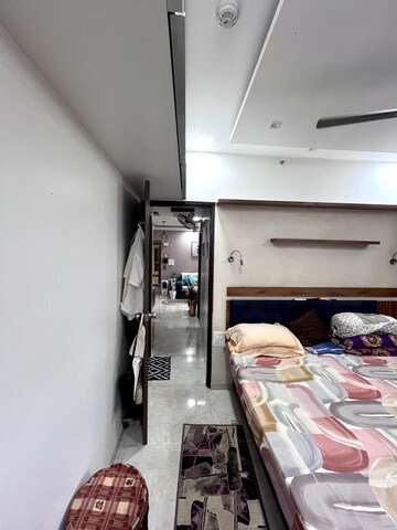 Furnished Amenities in 2 BHK Apartment at Lodha Amara, Kolshet Road – for Sale