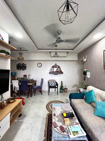 2 BHK Apartment For Sale in Lodha Amara, Kolshet Road