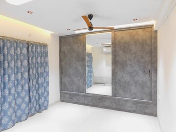 Room in 3 BHK Apartment at GHR Titania, Kondapur – for Rent