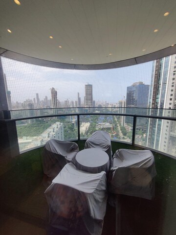 Team Area in 3 BHK Apartment at Omkar 1973, Worli – for Rent