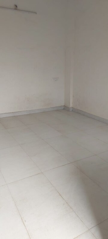 Room in 1 RK Apartment at Katraj – for Sale