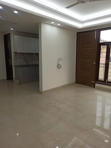 2 BHK Builder Floor For Rent in Chattarpur