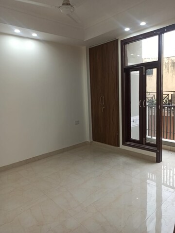 Room in 2 BHK Builder Floor at Chattarpur – for Rent