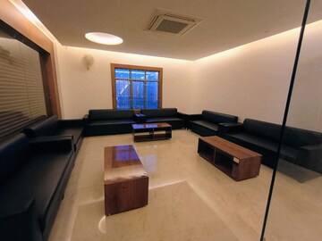 2 BHK Builder Floor For Rent in Arjunganj