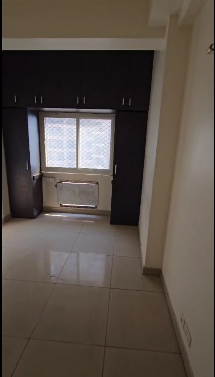 Room, landcraft-golf-links 3 Bedroom 1315 Sq.Ft. Apartment In Pandav Nagar Ghaziabad 9132276