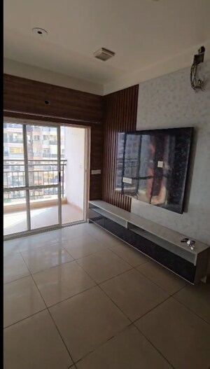 Room in 3 BHK Apartment at Landcraft Golf Links, Pandav Nagar – for Sale