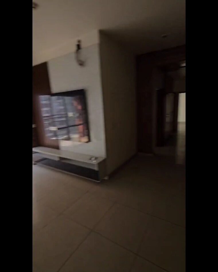 Room, landcraft-golf-links 3 Bedroom 1315 Sq.Ft. Apartment In Pandav Nagar Ghaziabad 9132276