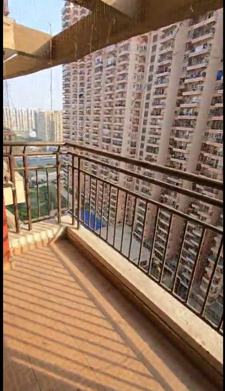 Balcony, landcraft-golf-links 3 Bedroom 1315 Sq.Ft. Apartment In Pandav Nagar Ghaziabad 9132276