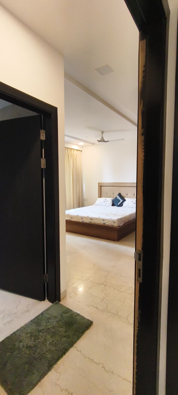 Master Bedroom, oberoi-realty-exquisite 3 Bedroom 1300 Sq.Ft. Apartment In Goregaon East Mumbai 9132290