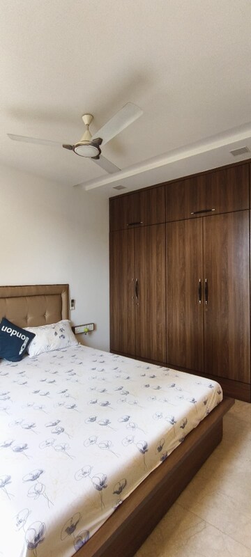 Bedroom in 3 BHK Apartment at Oberoi Realty Exquisite, Goregaon East – for Rent