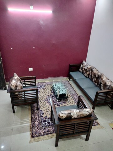 2 BHK Apartment For Rent in Shri Balaji BCC Tower, Sultanpur Road