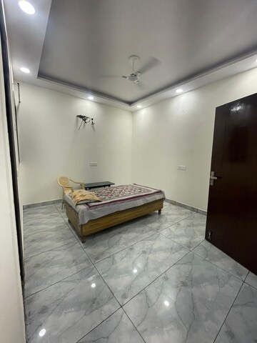 Bedroom in 2 BHK Builder Floor at Chattarpur – for Rent