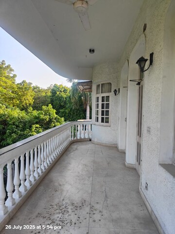 Balcony in 2 BHK Apartment at Gail CGHS, Sector 56 – for Rent
