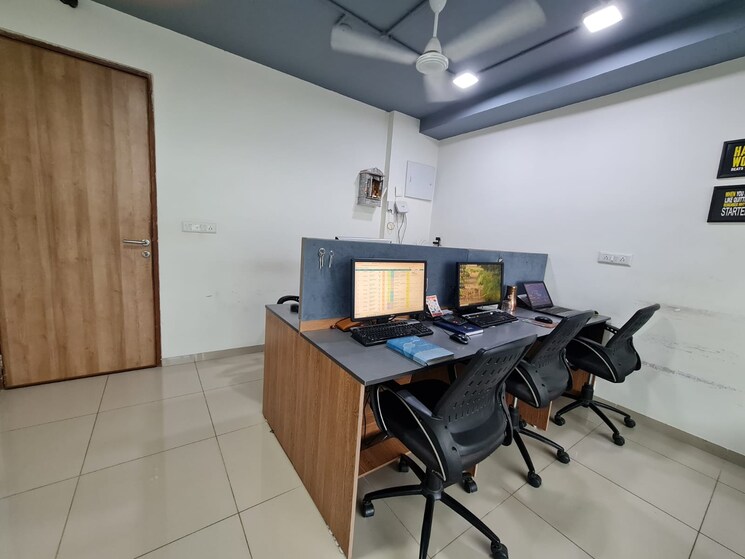 Team Area, vastrapur Commercial Office Space 600 Sq.Ft. In Vastrapur Ahmedabad 9132305