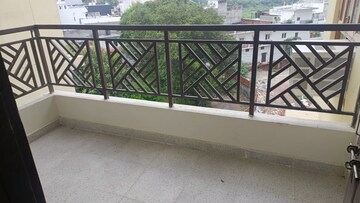 Balcony in 3 BHK Apartment at Utrahtia – for Rent