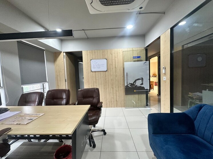 Team Area, zion-z-one Commercial Office Space 2972 Sq.Ft. In Bodakdev Ahmedabad 9132323