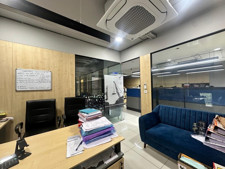 Team Area, zion-z-one Commercial Office Space 2972 Sq.Ft. In Bodakdev Ahmedabad 9132323