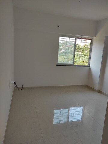Room in 2 BHK Apartment at Windsor County, Ambegaon Budruk – for Rent
