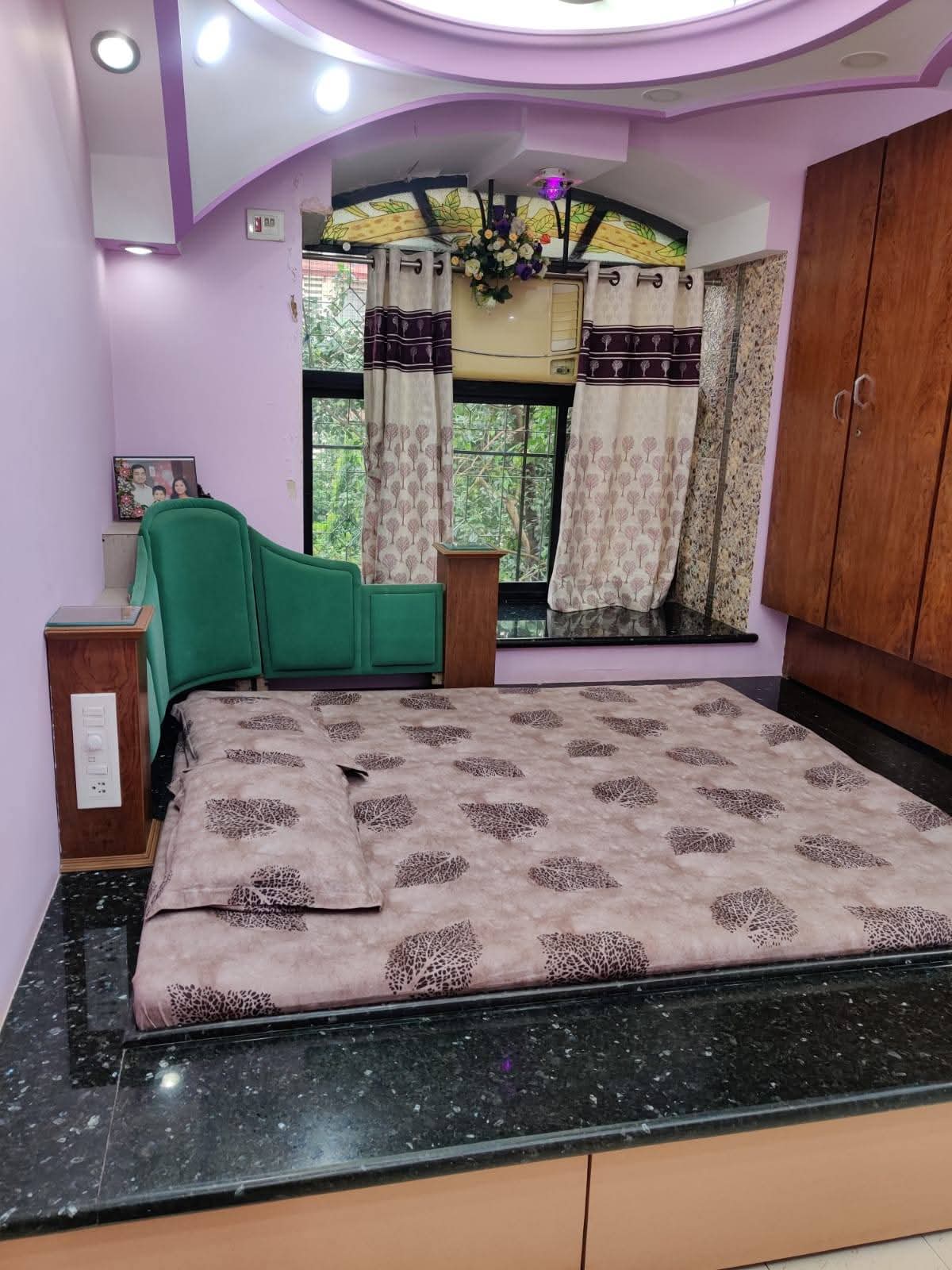 Pg For Rent in Kandivali East 