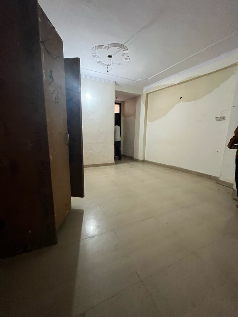 Room, saket 1 Bedroom 500 Sq.Ft. Builder Floor In Saket Delhi 9132335