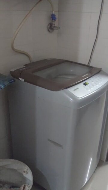 Furnished Amenities in 2 BHK Apartment at Maitri Planet NX, Kharghar – for Rent