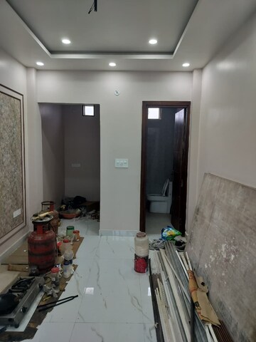 Team Area in 3 BHK Villa at Chinhat – for Sale