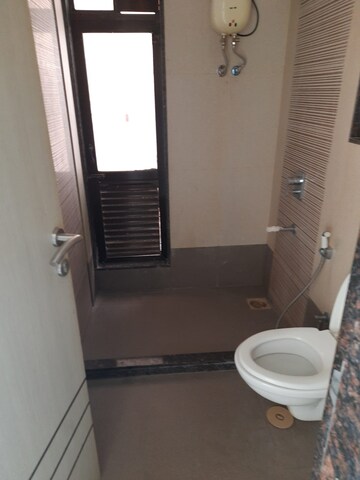 Bathroom in 4 BHK Apartment at Neumec Crescent Aria, Tardeo – for Sale