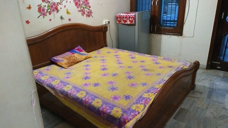 Bedroom, sector 9 panchkula 1 RK 500 Sq.Ft. Independent House In Sector 9 Panchkula Panchkula 9132345