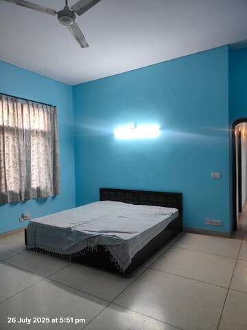 3 BHK Apartment For Rent in RWA Apartments Sector 92, Sector 92