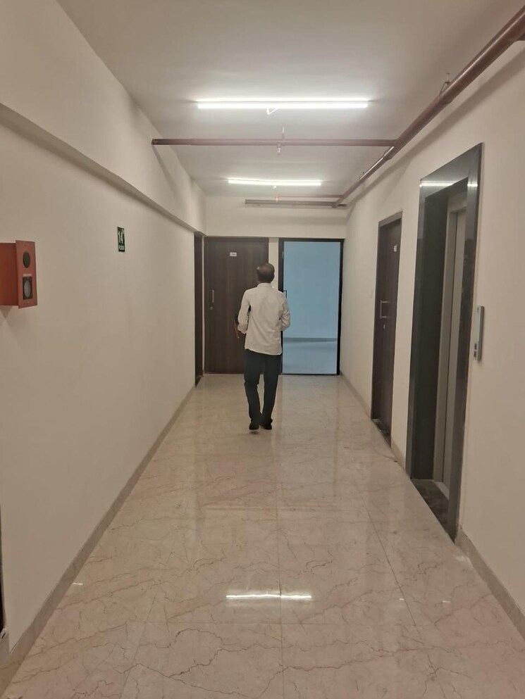 undefined, lower parel west 1 Bedroom 400 Sq.Ft. Apartment In Lower Parel West Mumbai 9132399