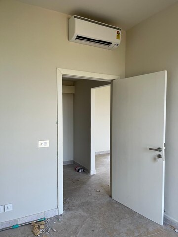 Room in 2 BHK Apartment at Ireo The Corridors, Sector 67a – for Sale