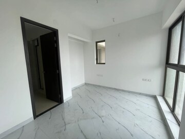 Room in 2 BHK Apartment at Raymond Ten X Habitat, Pokhran Road No Two – for Rent