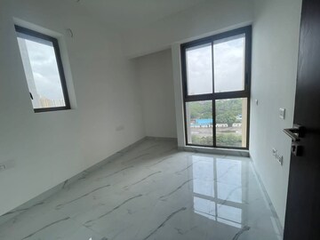 Room in 2 BHK Apartment at Raymond Ten X Habitat, Pokhran Road No Two – for Rent