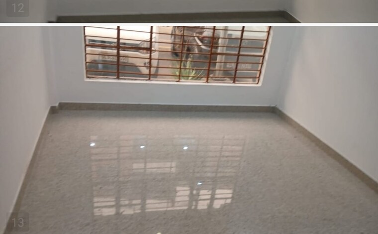 Room, sector 17 dwarka 3 Bedroom 1300 Sq.Ft. Apartment In Sector 17 Dwarka Delhi 9132441