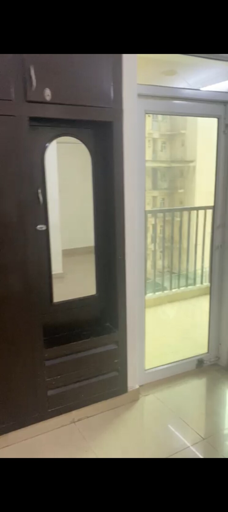 Bathroom, gaur-city-2-11th-avenue 3 Bedroom 1385 Sq.Ft. Apartment In Sector 16c Greater Noida Greater Noida 9132473