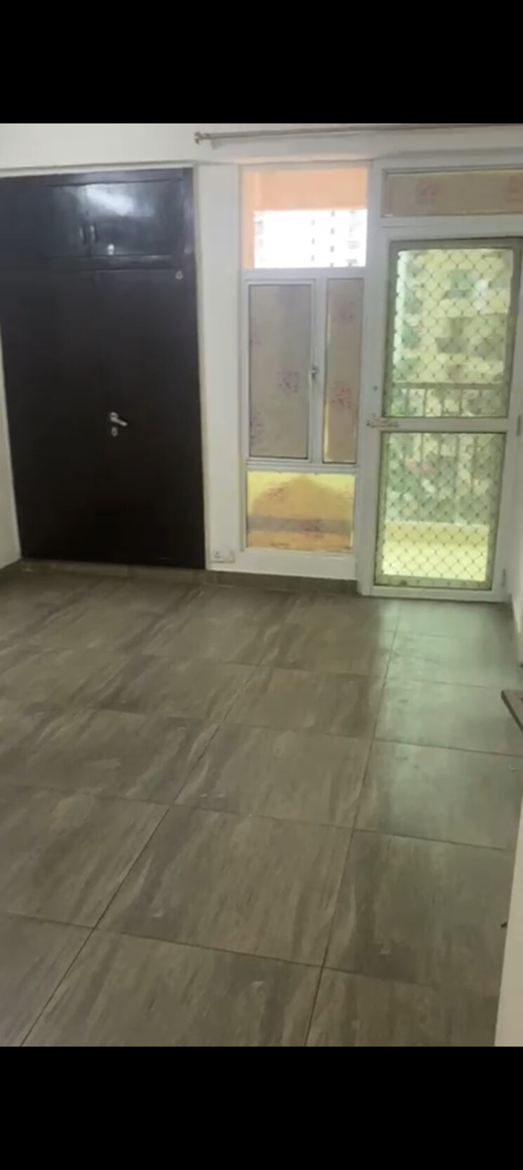 Room, gaur-city-2-11th-avenue 3 Bedroom 1385 Sq.Ft. Apartment In Sector 16c Greater Noida Greater Noida 9132473