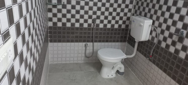 Bathroom, unitech-the-palms 3 Bedroom 939 Sq.Ft. Apartment In Sector 117 Noida 9132458