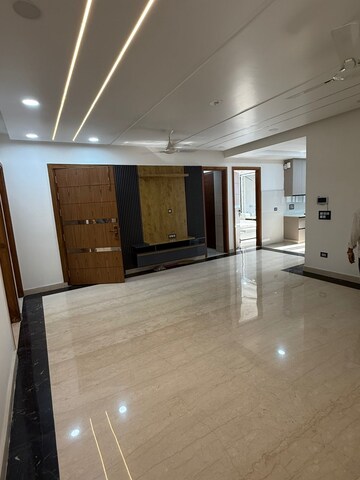 Room in 4 BHK Builder Floor at Sector 19 Dwarka – for Rent