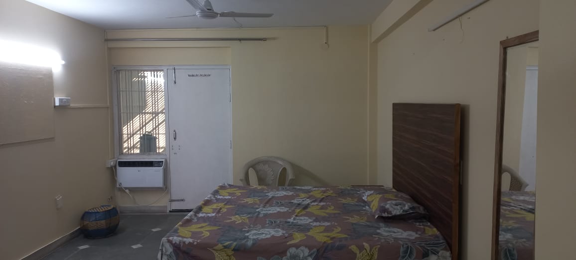 3 BHK Apartment For Rent in RG Residency