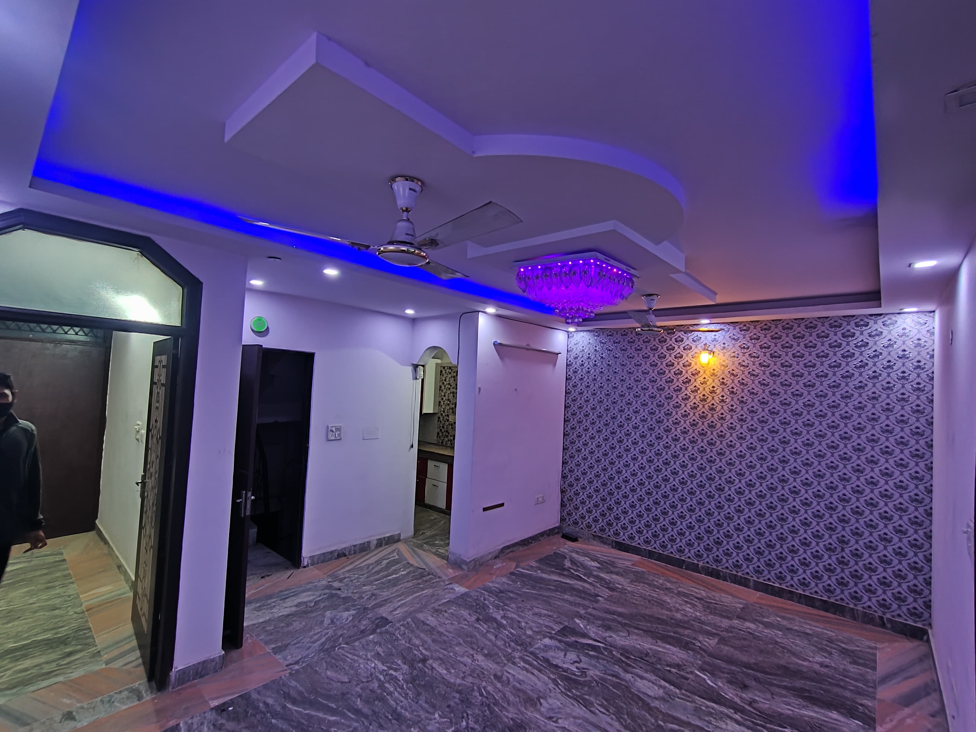 2 BHK + Servant Room,Study Room Builder Floor For Rent in Govind Puri 