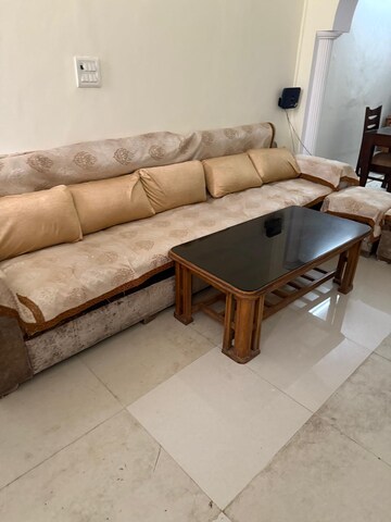 Bedroom in 2 BHK Builder Floor at Govindpuri – for Rent