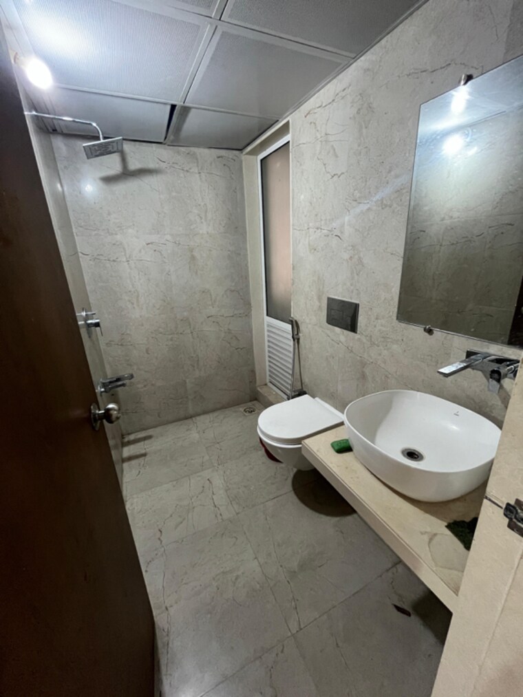 Bathroom, dosti-west-county-phase-2-dosti-cedar 2 Bedroom 640 Sq.Ft. Apartment In Kolshet Industrial Area Thane 9132581