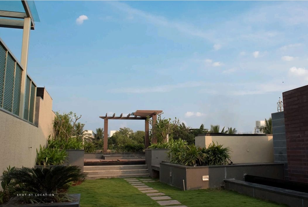 4 BHK + Pooja Room,Servant Room,Study Room,Extra Room Penthouse For Sale in Indraprastha Schon