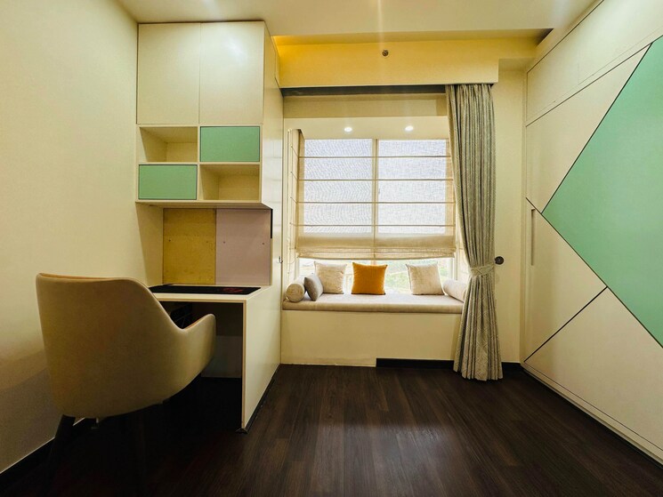 Room, bhartiya-nikoo-homes-phase-2 4 Bedroom 2259 Sq.Ft. Apartment In Thanisandra Main Road Bangalore 9132575