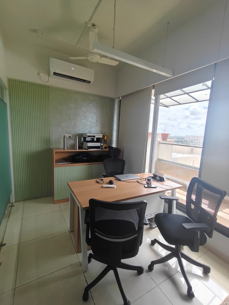 Team Area, gota Commercial Office Space 658 Sq.Ft. In Gota Ahmedabad 9132601