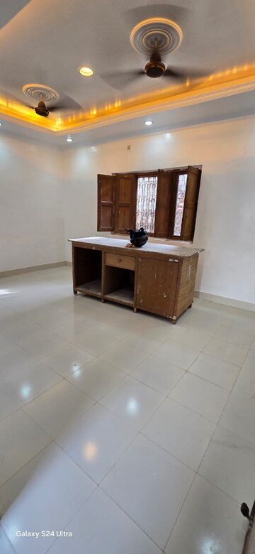  Office Space For Rent in Mahmoorganj