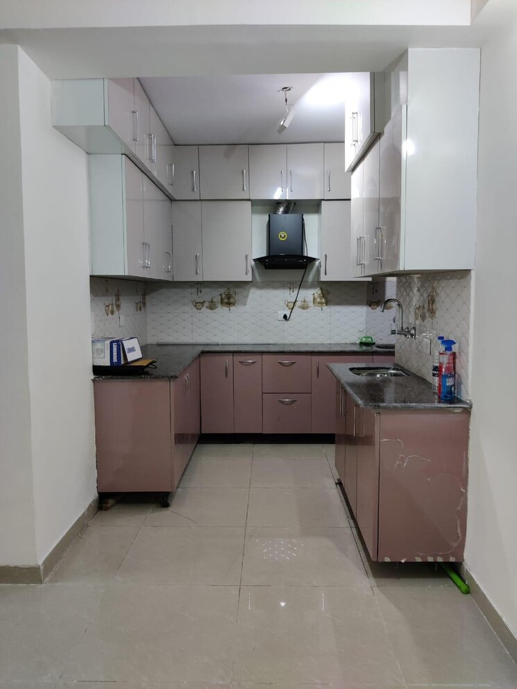 Kitchen, gaur-city-2-10th-avenue 2 Bedroom 1175 Sq.Ft. Apartment In Sector 16c Greater Noida Greater Noida 9132633