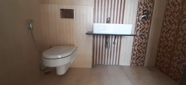 Bathroom, hallmark-sunnyside 3 Bedroom 1689 Sq.Ft. Apartment In Manchirevula Hyderabad 9132632