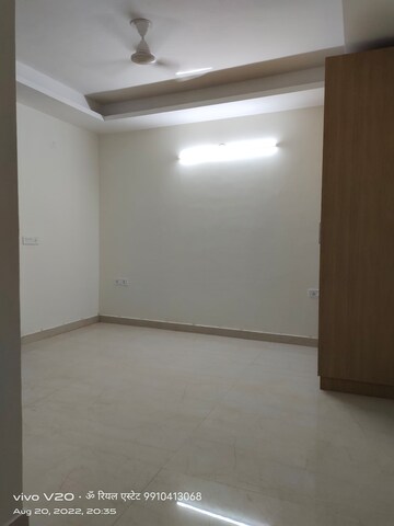 Room in 2 BHK Builder Floor at Palm Residency Chhatarpur, Chattarpur – for Rent